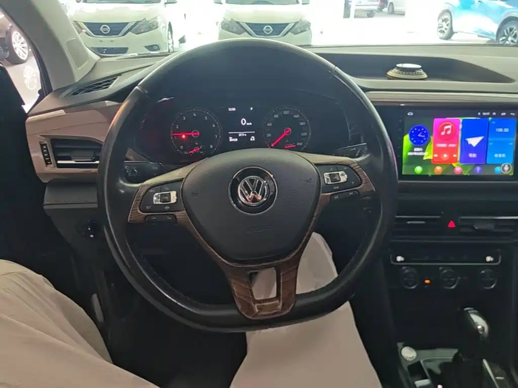Volkswagen Tharu — миниатюра 11