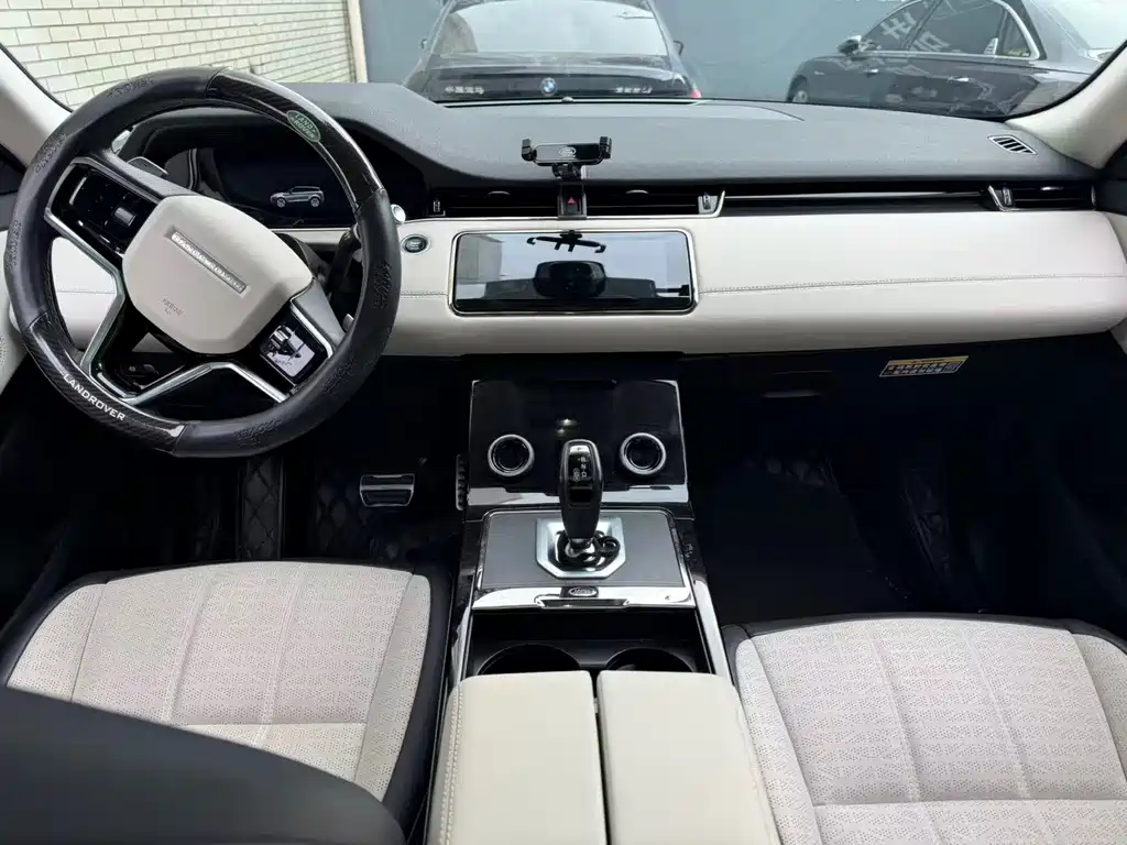Land Rover Evoque — миниатюра 5