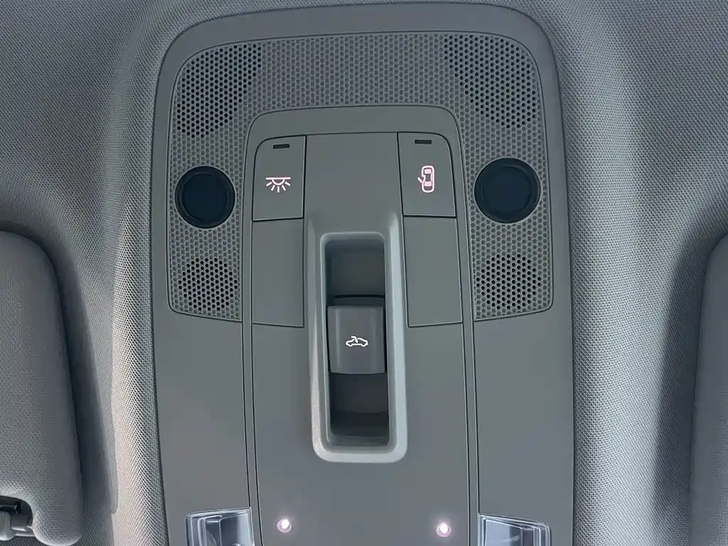 Audi Q2L — миниатюра 8