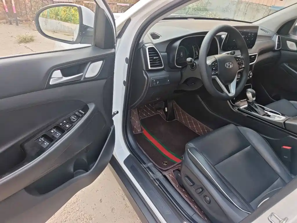 Hyundai Tucson — миниатюра 16
