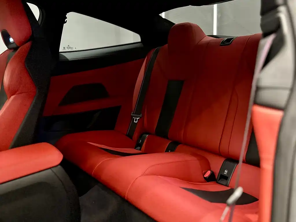 BMW M4 2024 M4