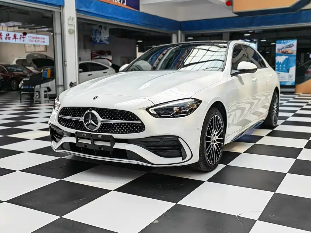 Mercedes-Benz C-Class 2022