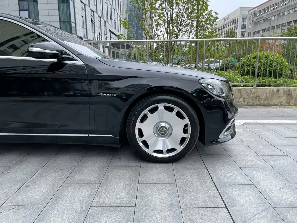 Mercedes-Benz S-Class — миниатюра 24
