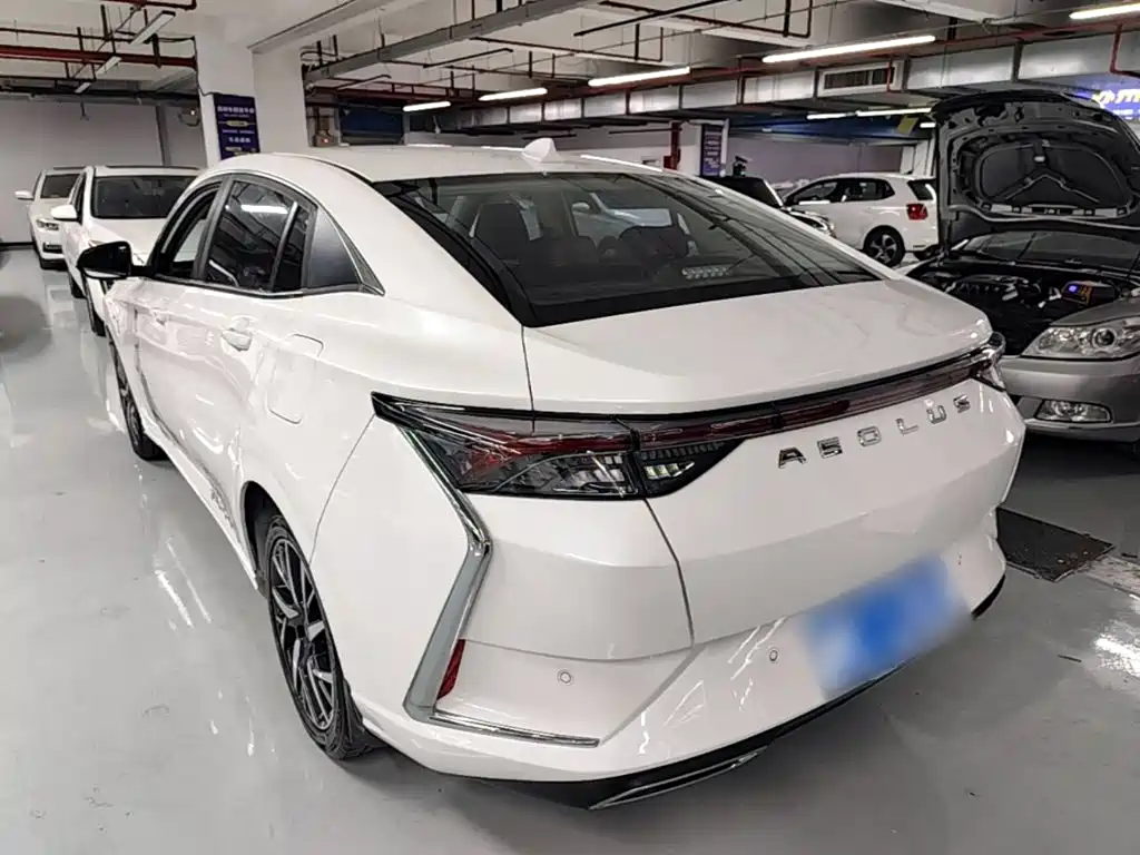 Aeolus Yixuan — миниатюра 5