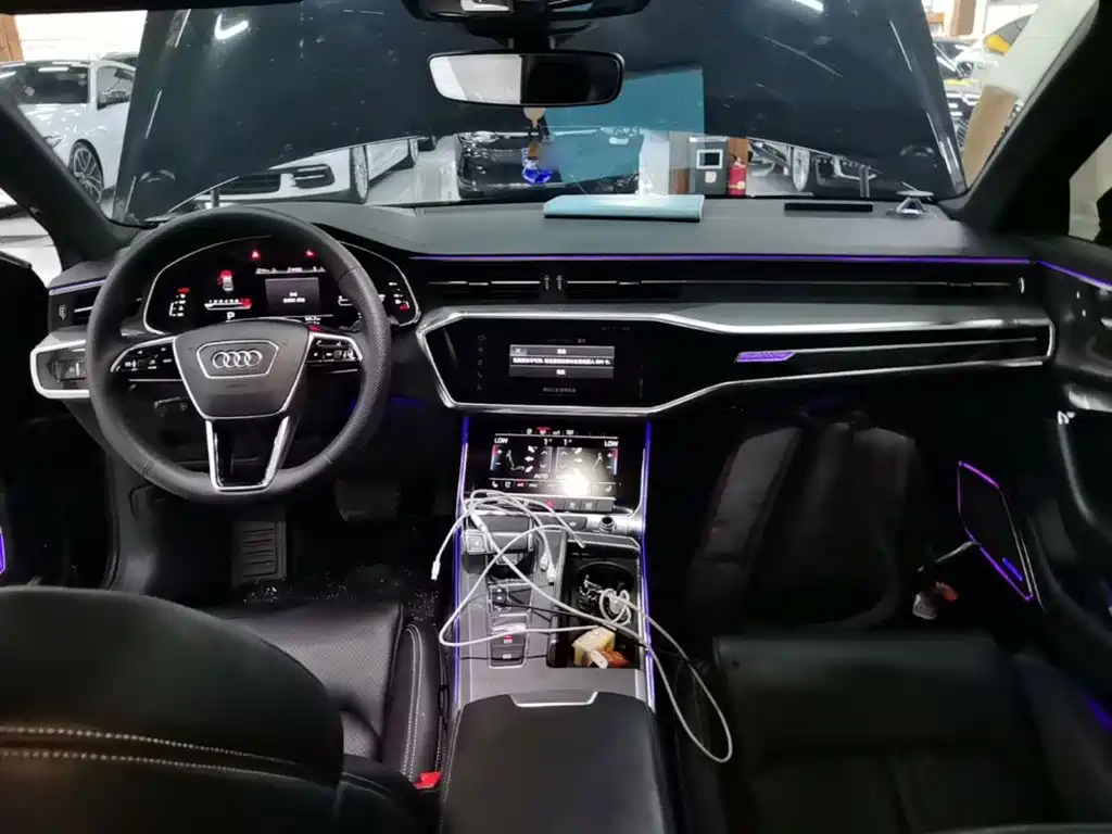 Audi A6L — миниатюра 10