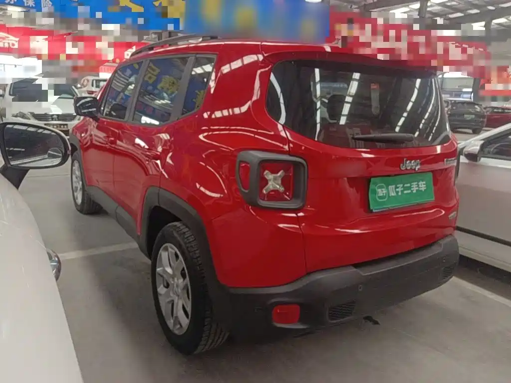 Jeep Renegade — миниатюра 5