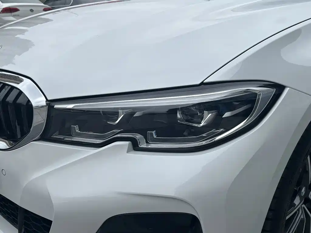 BMW 3 Series — миниатюра 9