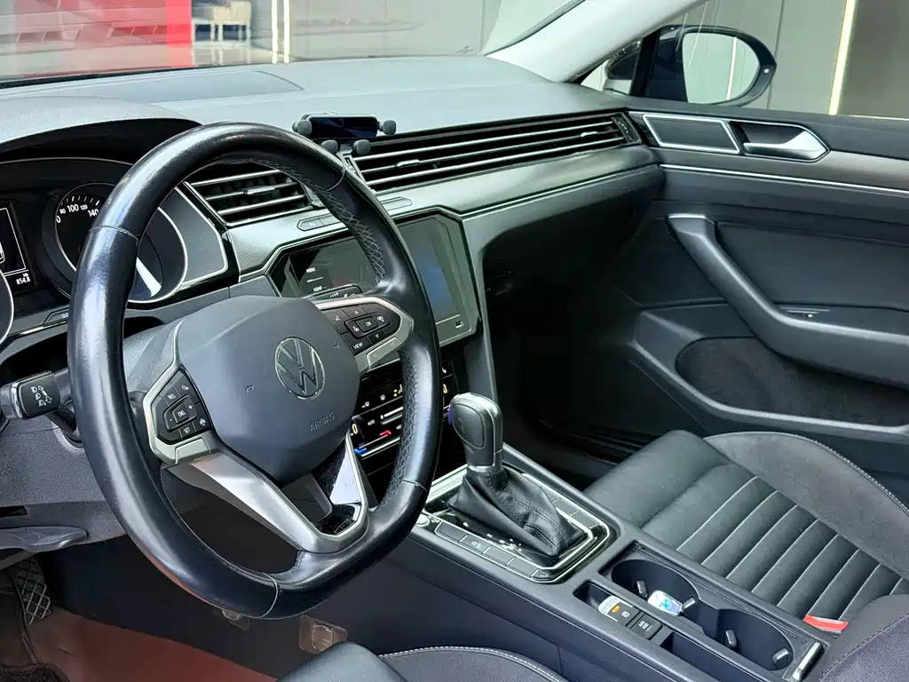 Volkswagen Magotan — миниатюра 5