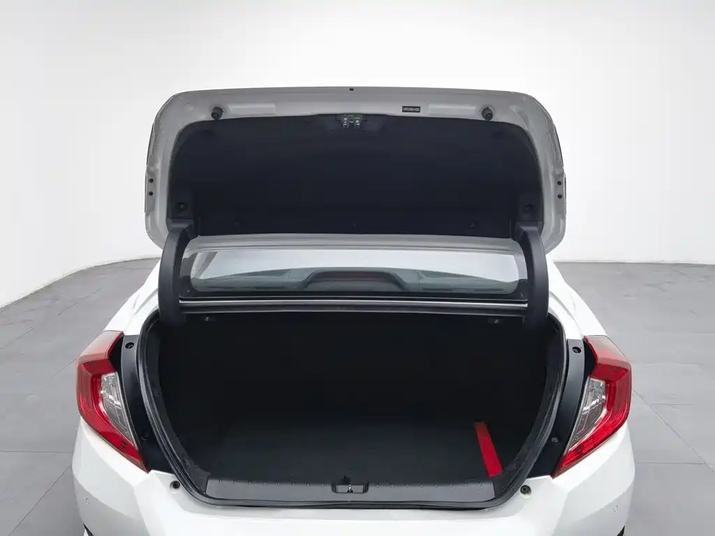 Honda Civic — миниатюра 16