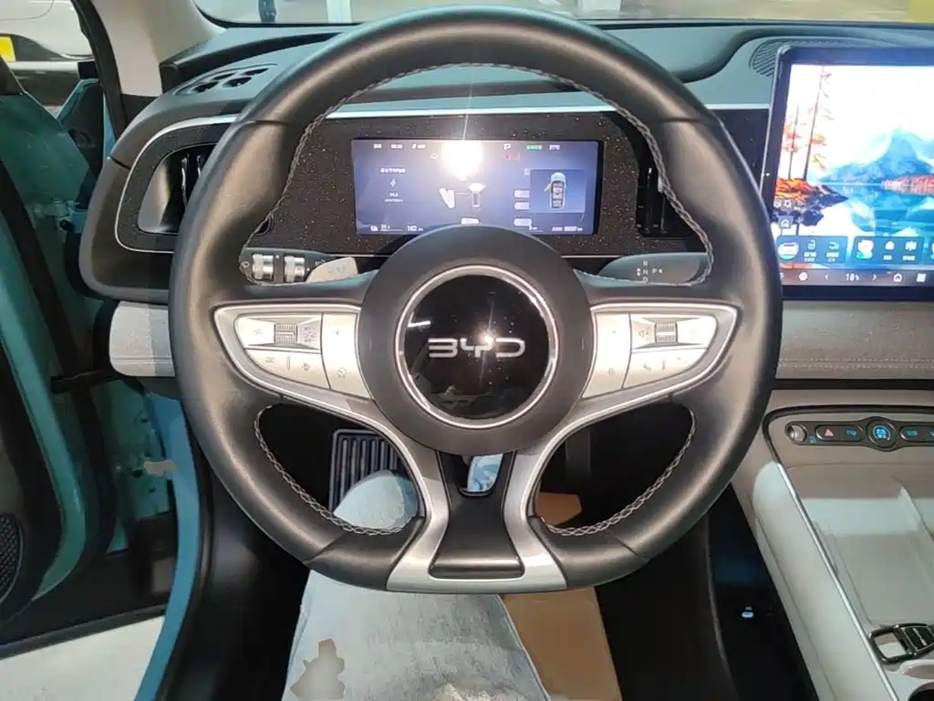 BYD Sealion 05 EV — миниатюра 11
