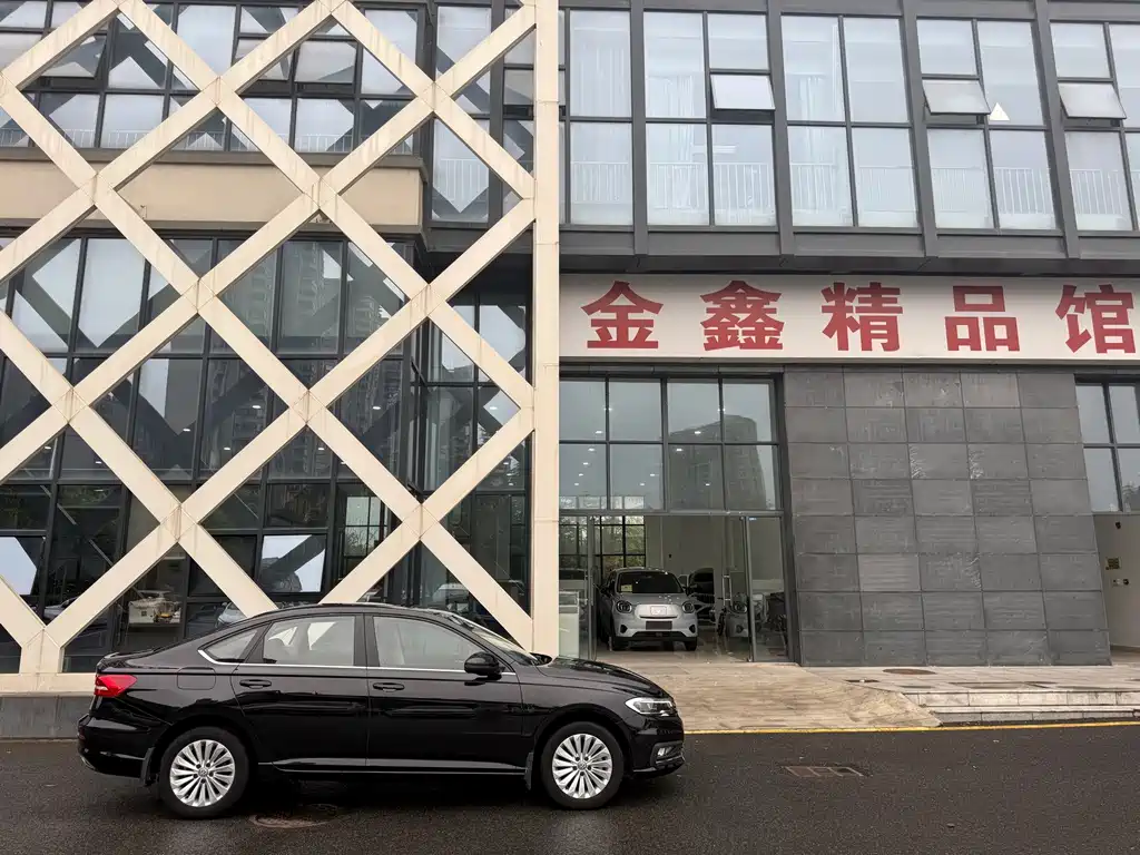 Volkswagen Lavida — миниатюра 17