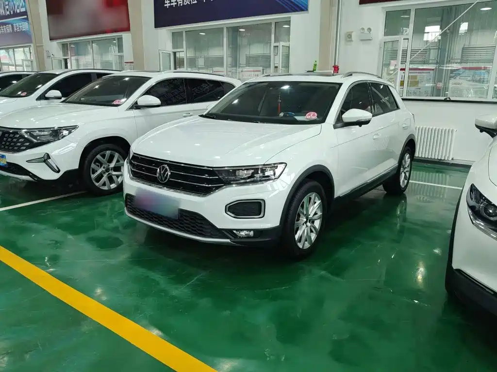 Volkswagen T-Roc — миниатюра 2