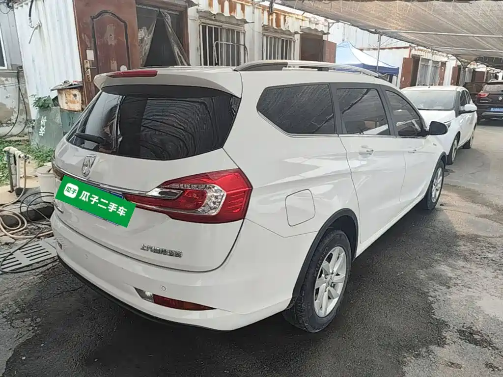 Baojun 310W — миниатюра 7