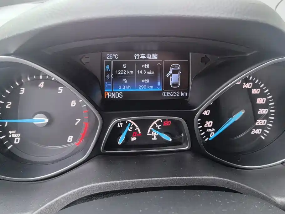 Ford Kuga — миниатюра 14