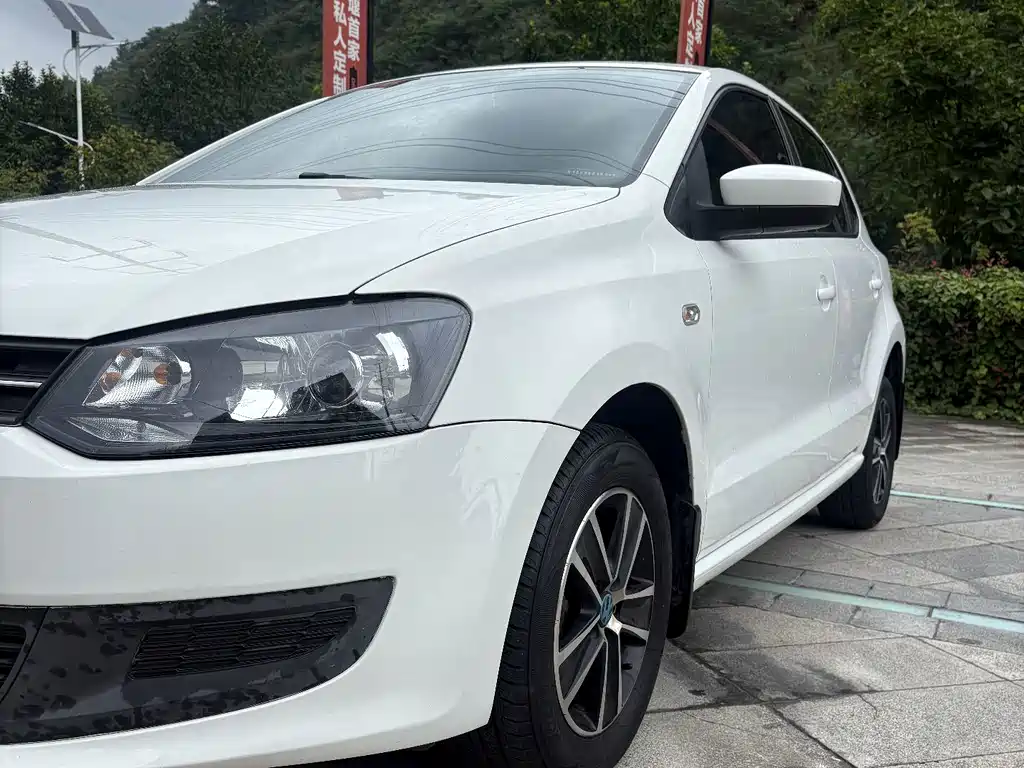 Volkswagen Polo — миниатюра 16