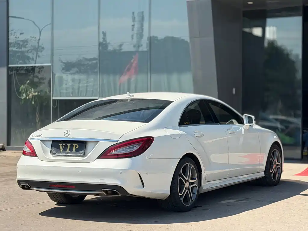 Mercedes-Benz CLS — миниатюра 6