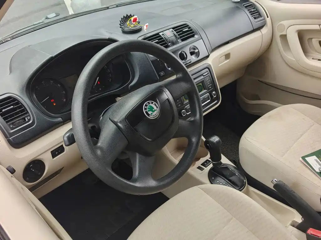 Skoda Fabia — миниатюра 2