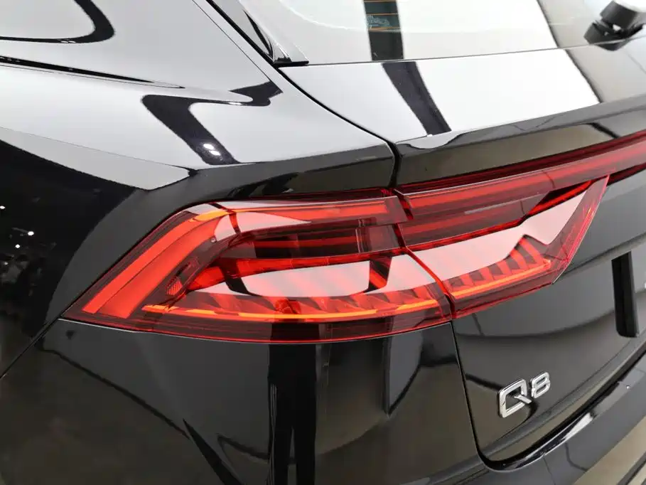 Audi Q8 — миниатюра 28