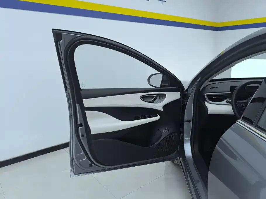 BYD Seal 05 DM-i — миниатюра 7