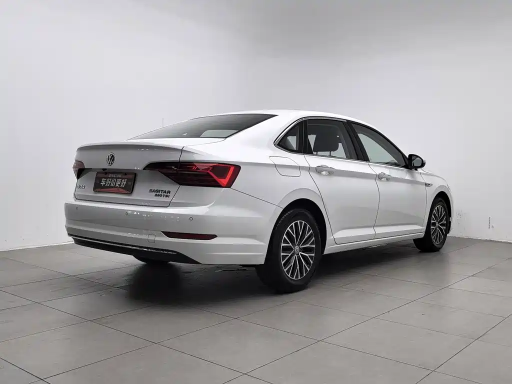 Volkswagen Sagitar — миниатюра 2