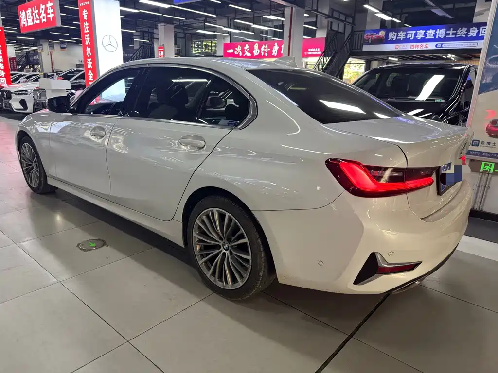 BMW 3 Series — миниатюра 3