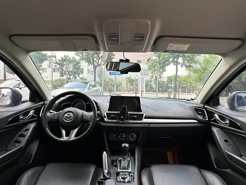Mazda 3 Axela — миниатюра 5
