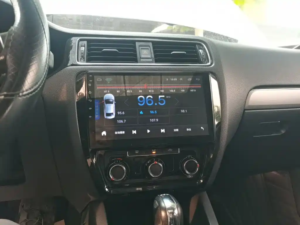 Volkswagen Sagitar — миниатюра 13