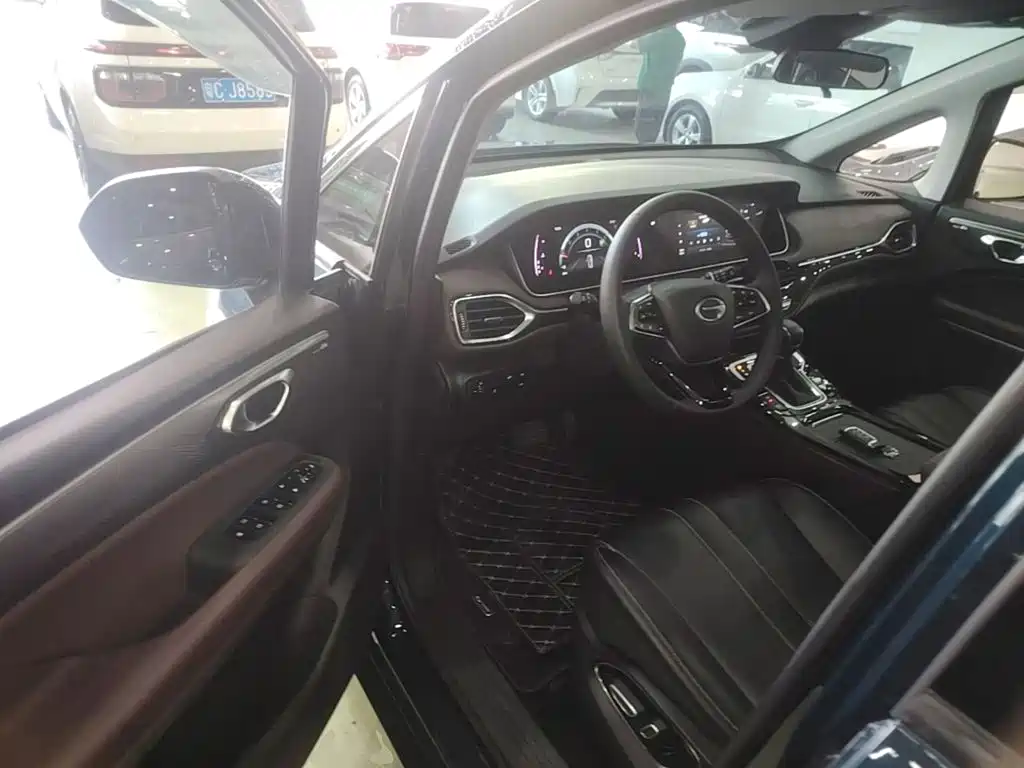 GAC Motor Trumpchi M6 — миниатюра 16