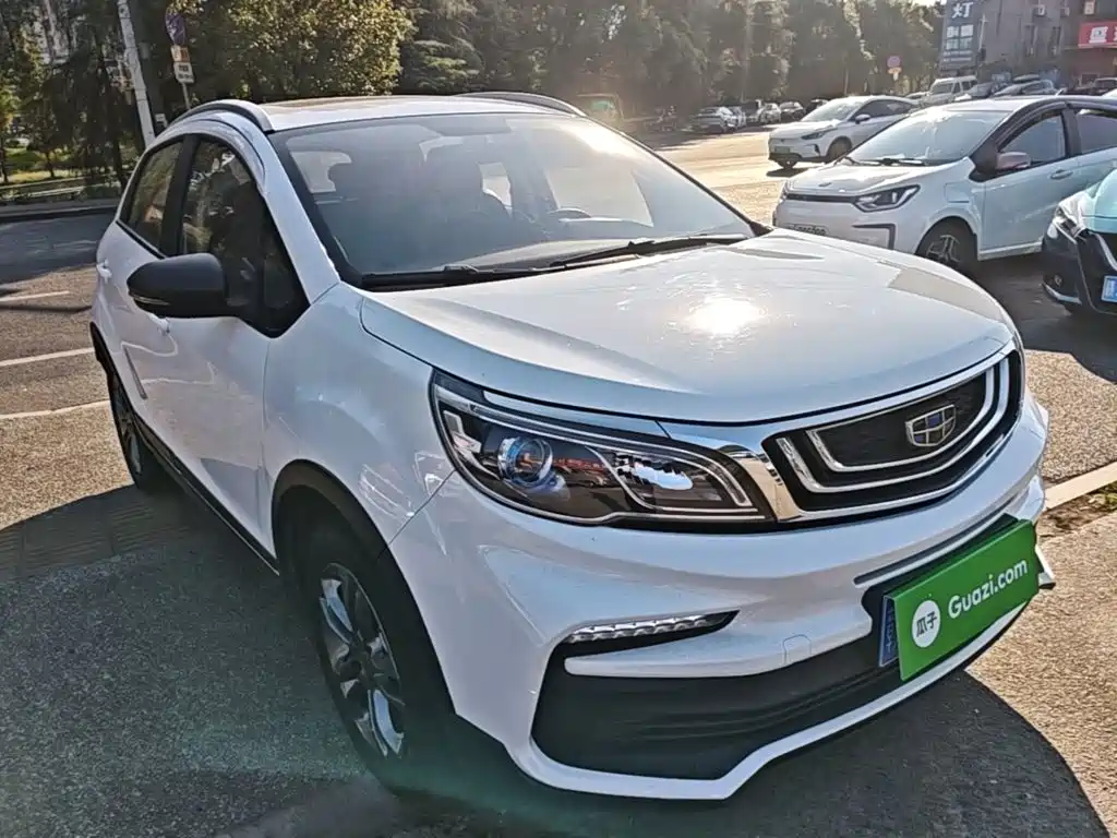 Geely Vision X3 — миниатюра 4