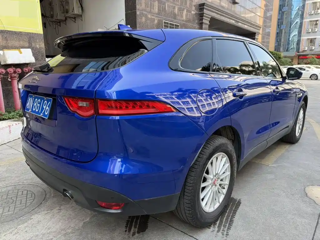 Jaguar F-PACE — миниатюра 9