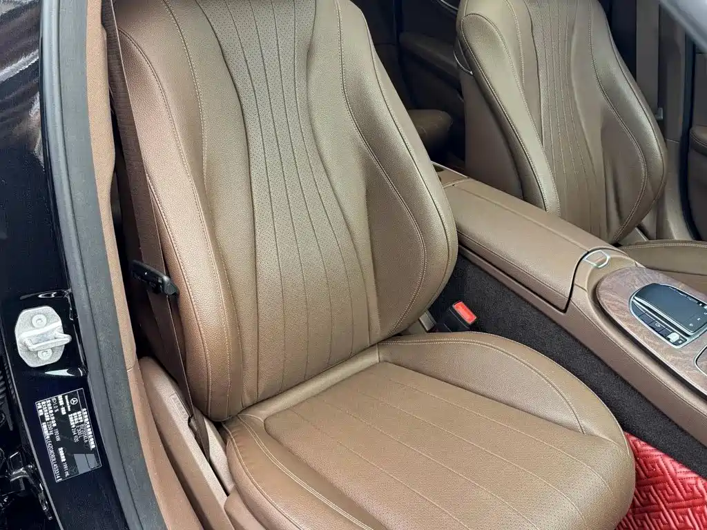 Mercedes-Benz E-Class — миниатюра 7