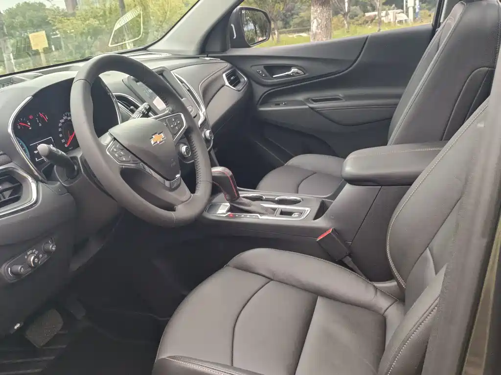 Chevrolet Equinox — миниатюра 9
