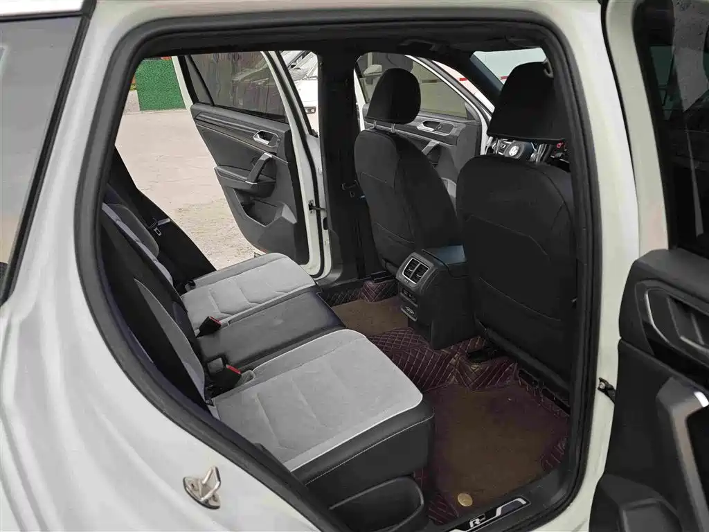 Volkswagen Tayron — миниатюра 10