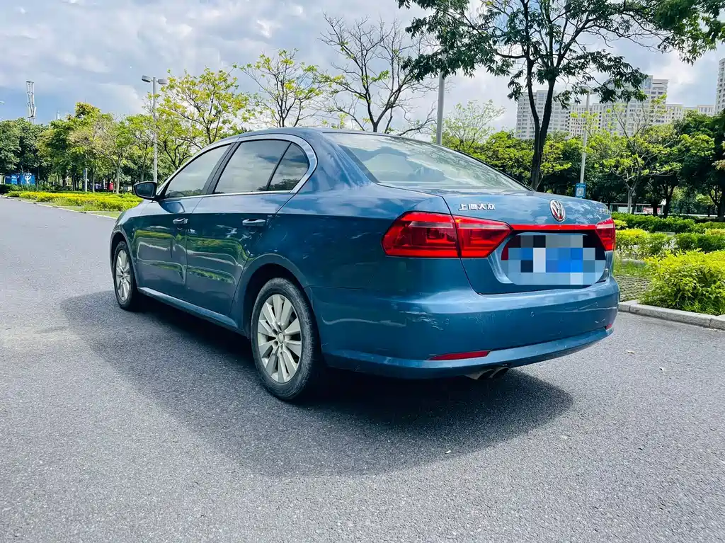Volkswagen Lavida — миниатюра 7