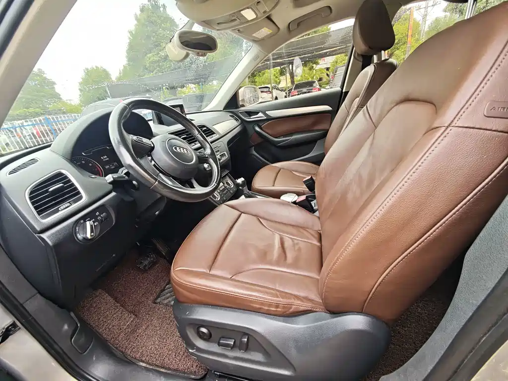 Audi Q3 — миниатюра 12