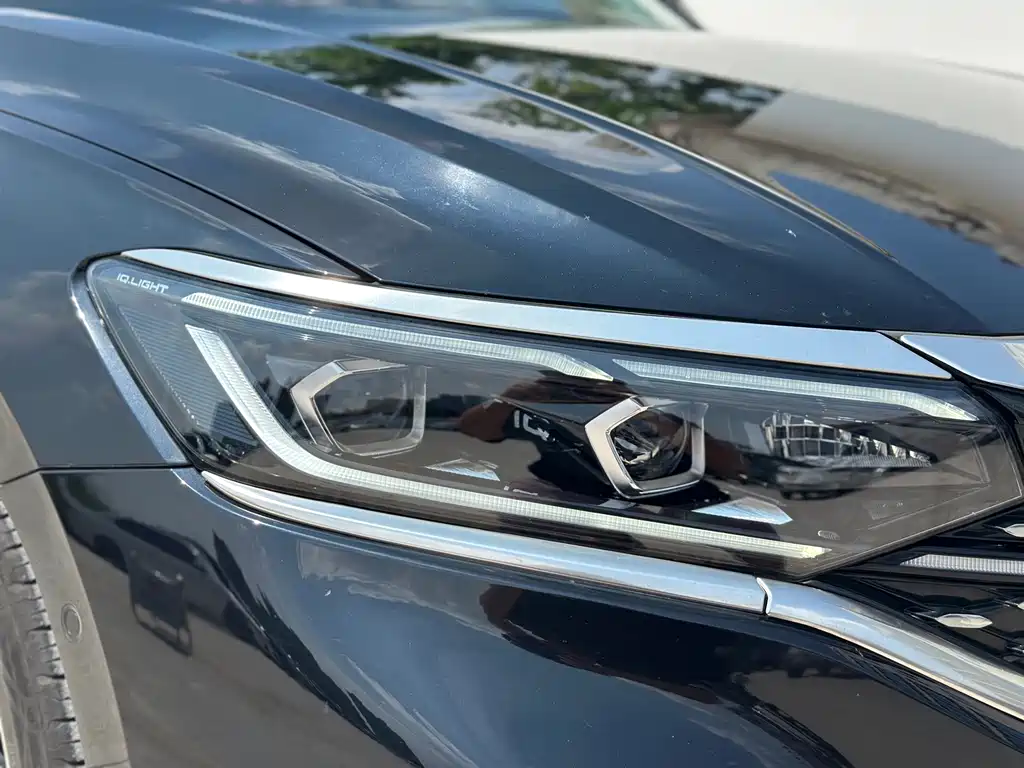 Volkswagen Passat — миниатюра 4