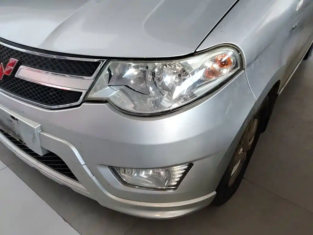 Wuling Hongguang — миниатюра 24