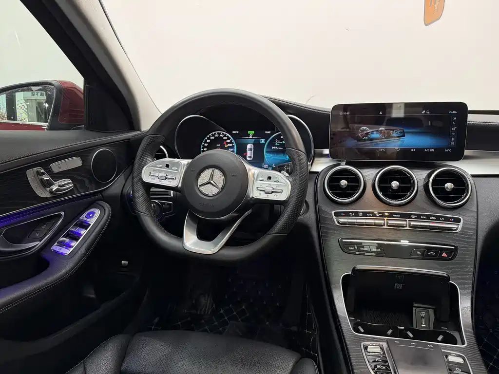 Mercedes-Benz C-Class — миниатюра 13