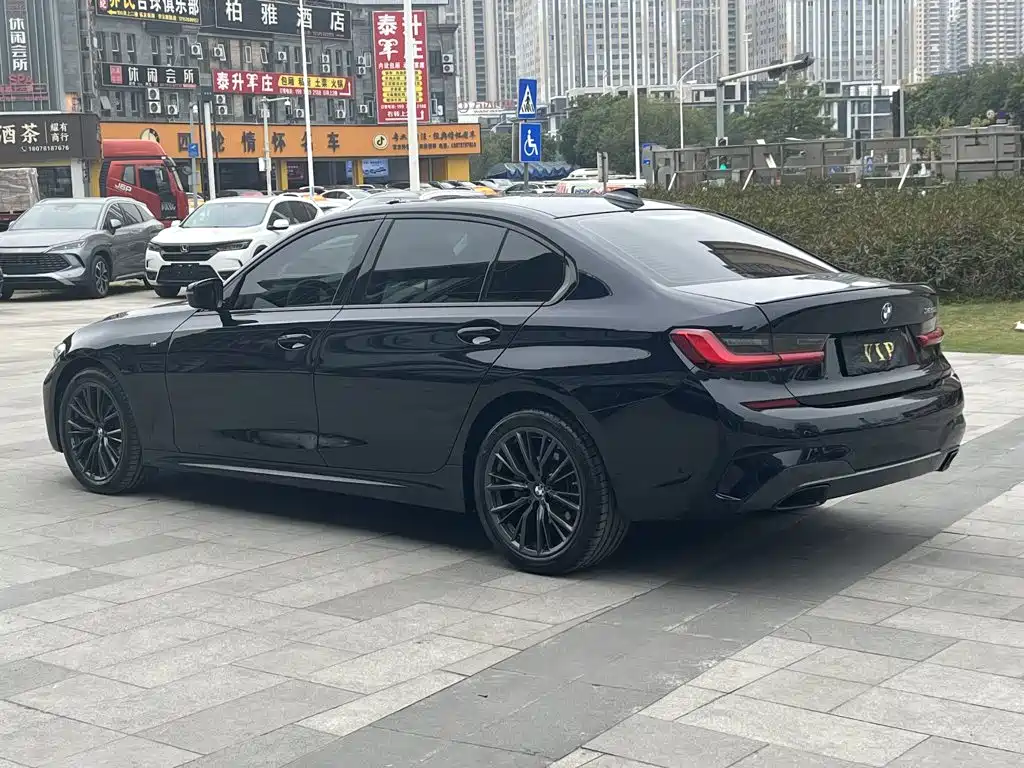 BMW 3 Series — миниатюра 7