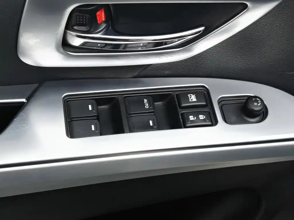 Suzuki S-Cross — миниатюра 9