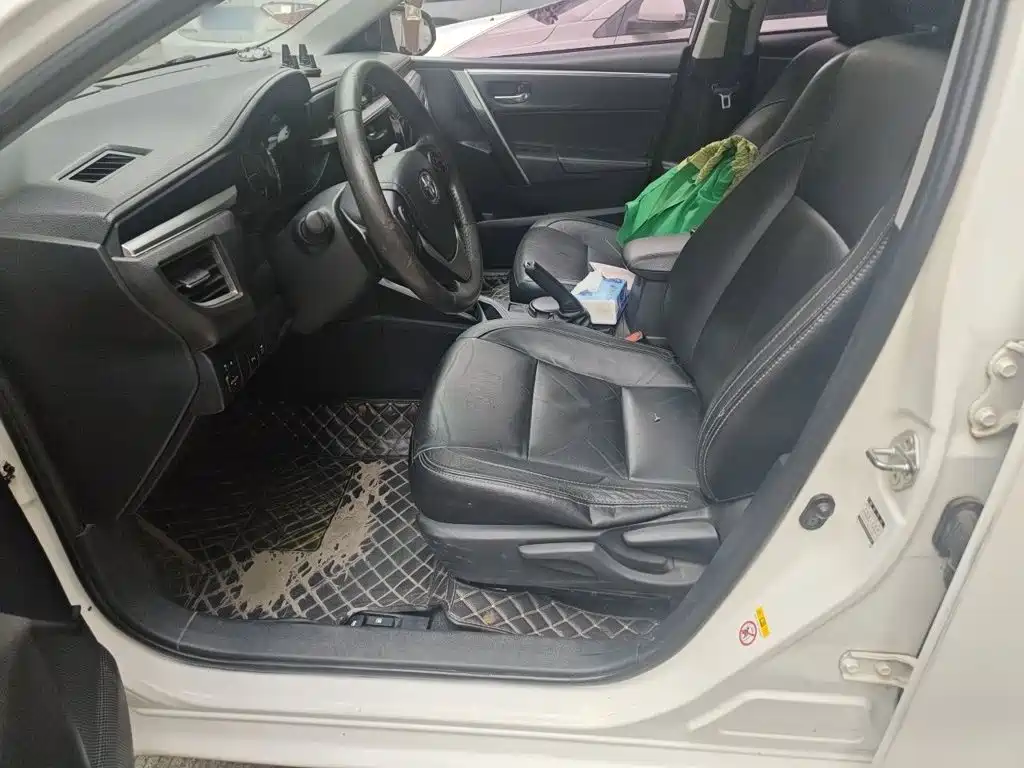 Toyota Corolla — миниатюра 11