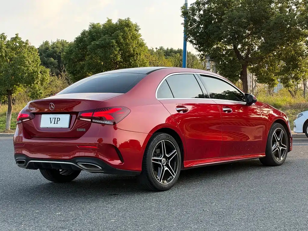 Mercedes-Benz A-Class — миниатюра 6