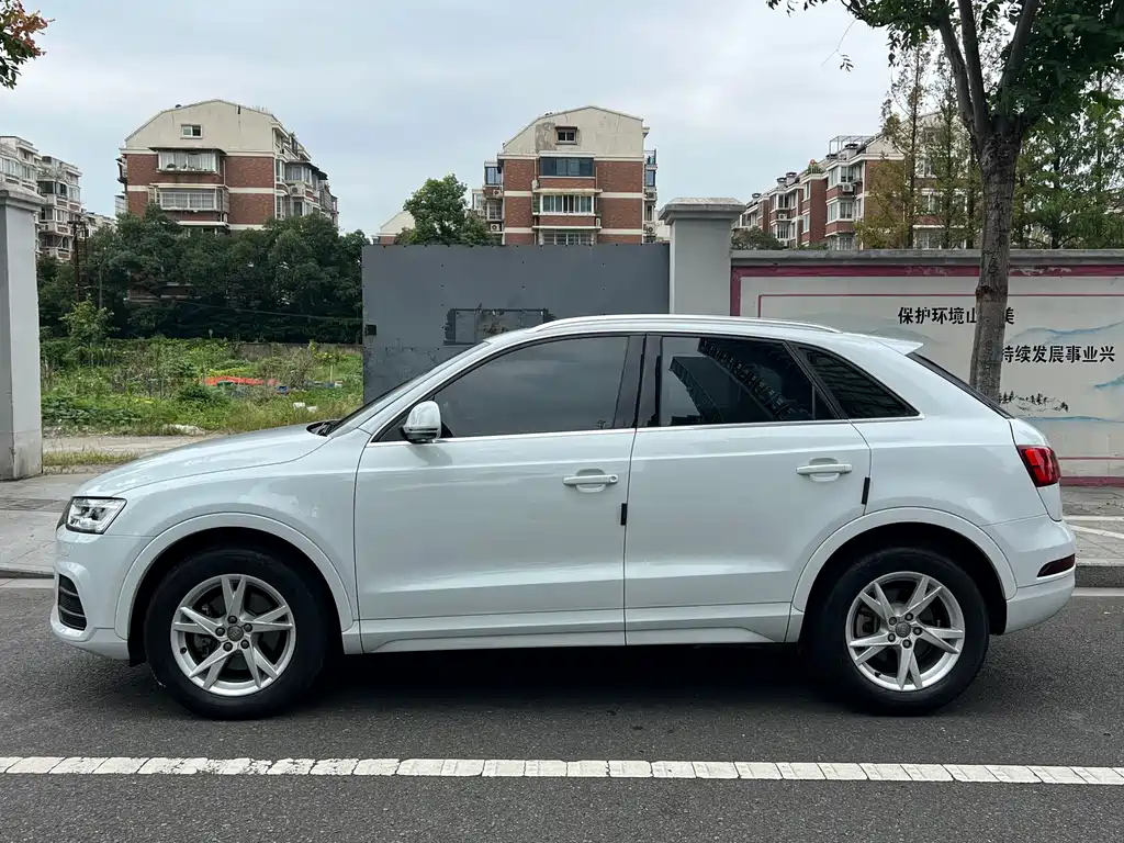 Audi Q3 — миниатюра 15