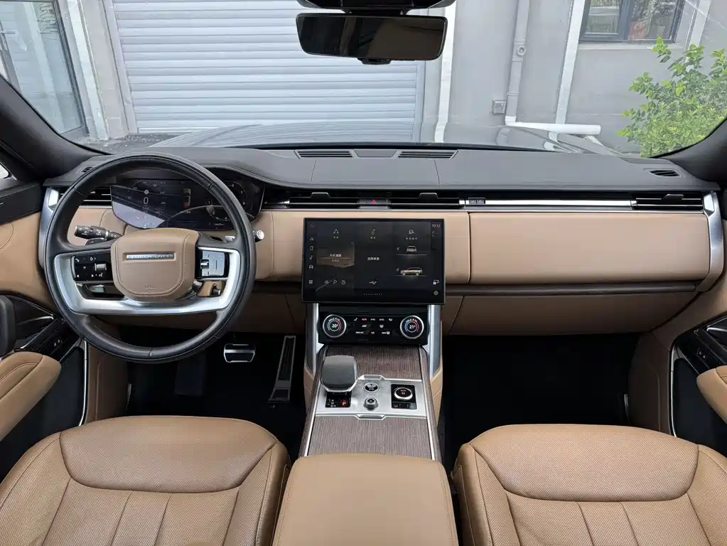 Land Rover Range Rover — миниатюра 8