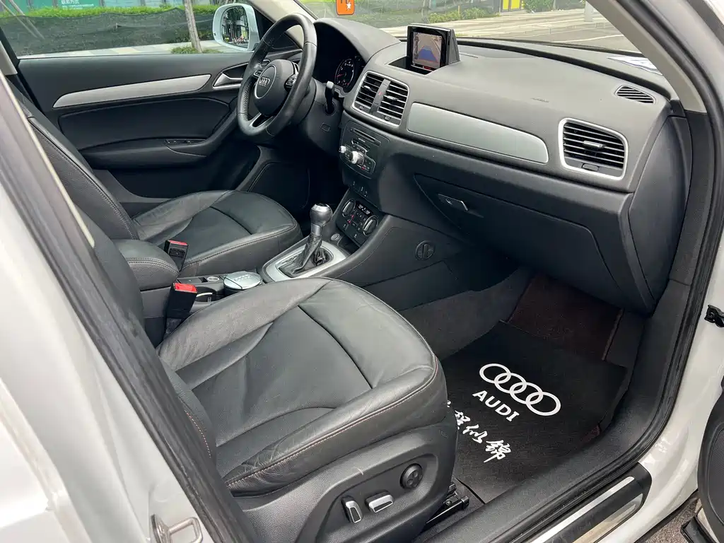 Audi Q3 — миниатюра 11