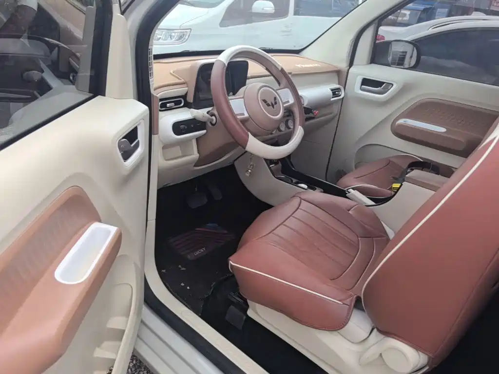 Wuling MINIEV — миниатюра 15