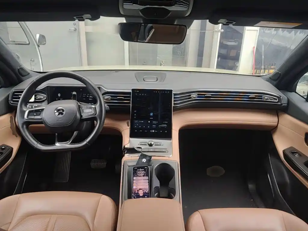 NIO ES6 — миниатюра 10