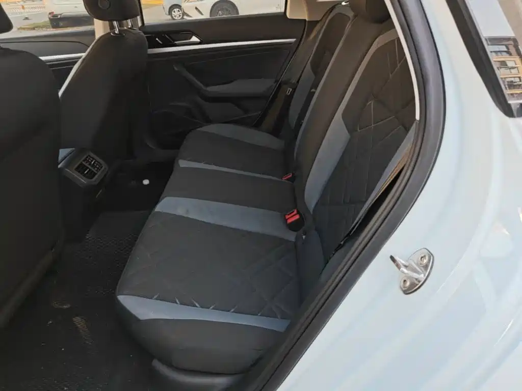 Volkswagen Lavida — миниатюра 17