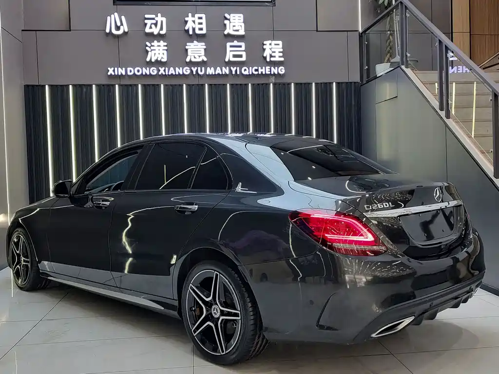 Mercedes-Benz C-Class — миниатюра 9