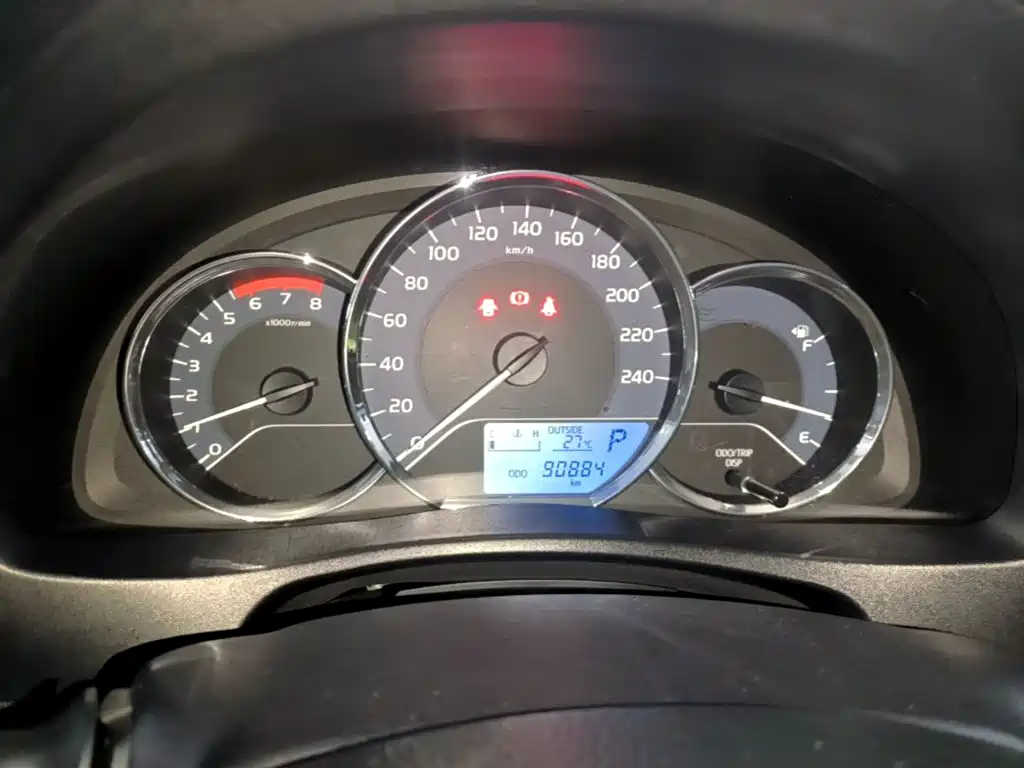 Toyota Corolla — миниатюра 12
